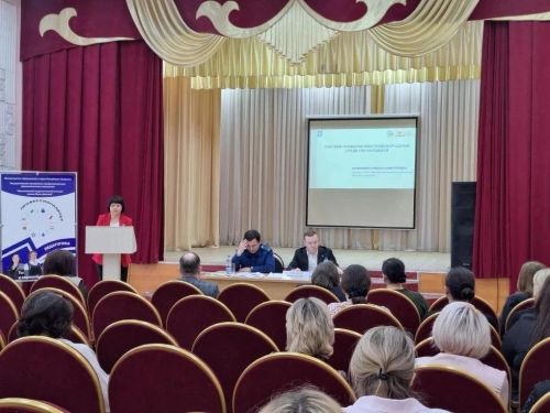 Профилактика подросткового суицида и безопасность молодежи: в Мензелинске прошло расширенное заседание КДН