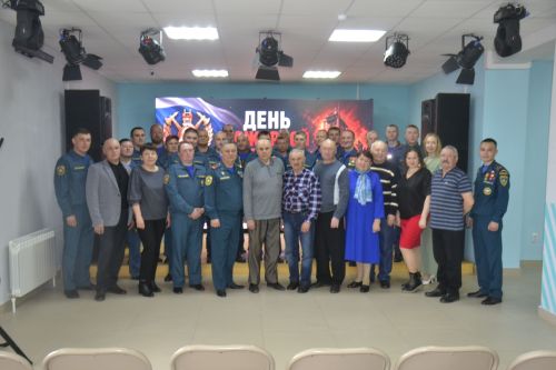 В Мензелинске отметили День пожарной охраны