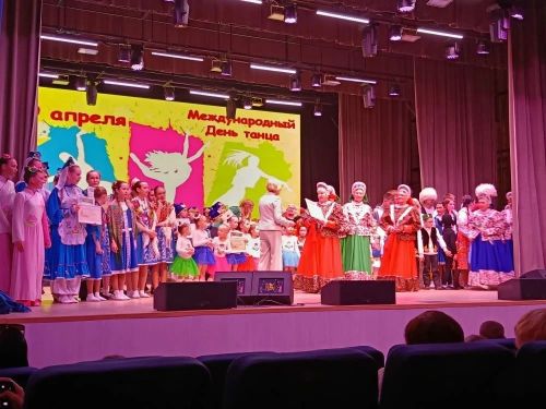 «Танцевальное ассорти»: в районе ярко отметили Международный день танца