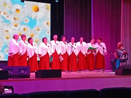 40 лет в унисон с сердцем Мензелинска: Народный хор ветеранов представил свой отчетный концерт