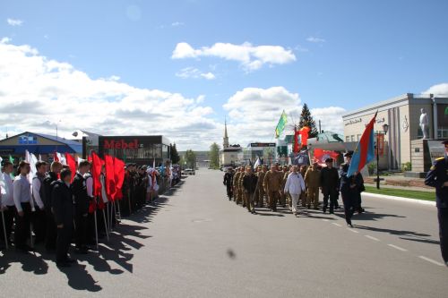 В Мензелинске прошёл Парад Победы