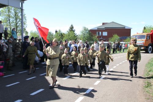 В Мензелинске прошёл Парад Победы