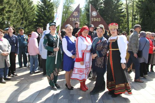 В Мензелинске прошёл Парад Победы