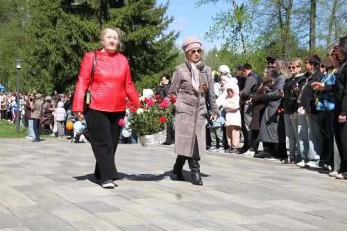 В Мензелинске прошёл Парад Победы