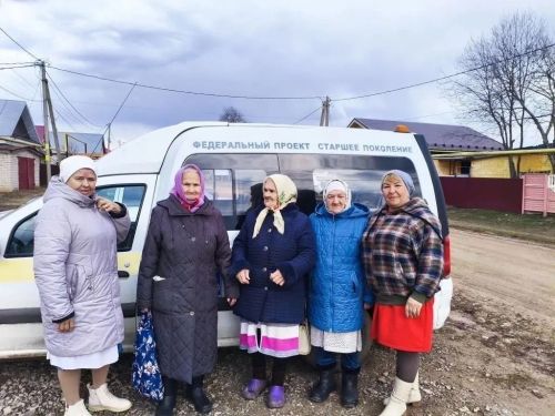 В Мензелинском районе работает программа «Старшее поколение»
