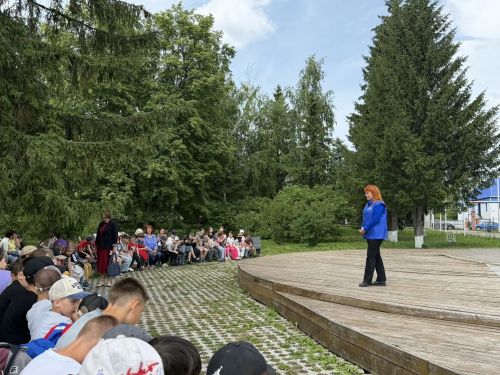 Вместе с ЮИД: как в школе № 1 говорили о безопасных дорогах