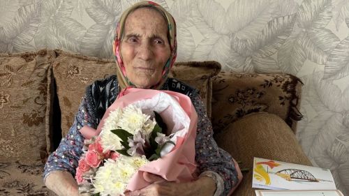 Труженица тыла Васига Султангареева отметила 96-летие
