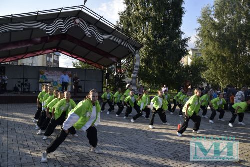 Праздник «Күршеләр» собрал жителей в парке Победы города Мензелинска