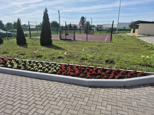Минзәлә районы башлыгы Айдар Салахов төзелеш объектларында эшнең барышы белән танышты