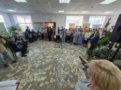 В селе Подгорный Байлар Минзелинского района открылась библиотека нового поколения