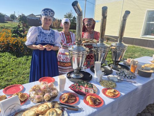 Минзәлә районының Тауасты Байлар мәдәният йортында яңа буын китапханәсе ачылды