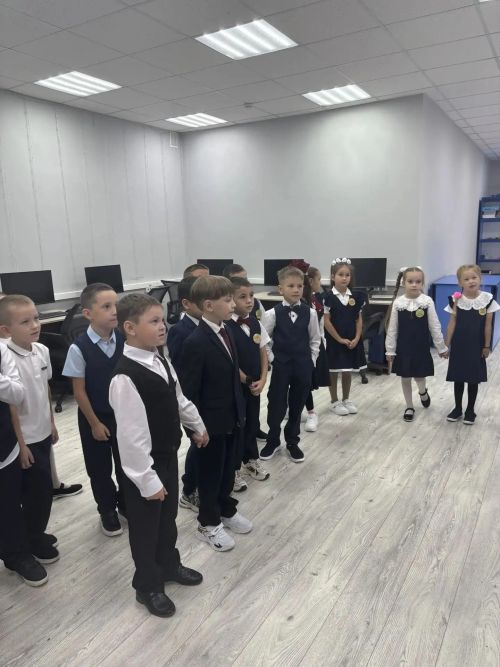 Первоклассники СОШ № 3 побывали на экскурсии в Доме детского творчества