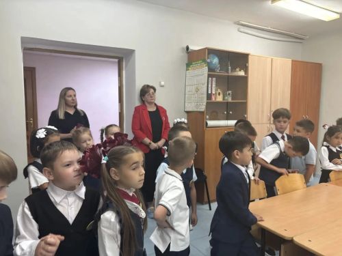 Первоклассники СОШ № 3 побывали на экскурсии в Доме детского творчества
