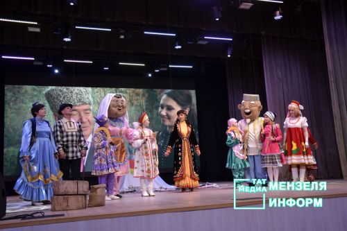 Моменты конкурса «Секреты дружного класса», который прошел в Мензелинске