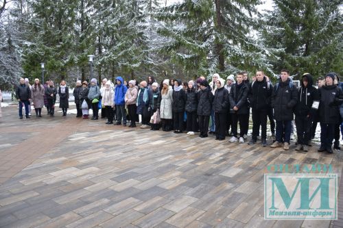 День памяти жертв политических репрессий - напоминает о трагических страницах нашей истории