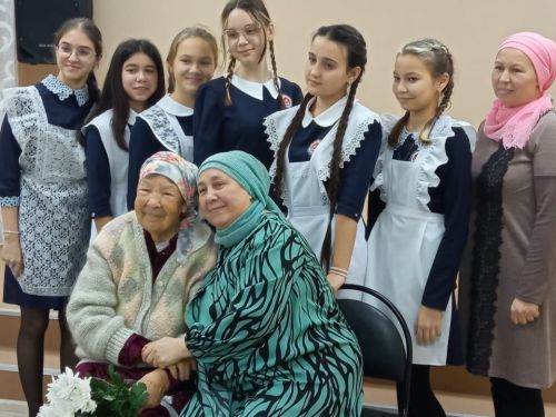 Минзәлә мәдни мирас йортында Салисә Гәрәева белән очрашу булды