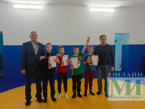 Может ли быть большего подарка на День матери, чем победа сыновей на соревнованиях?