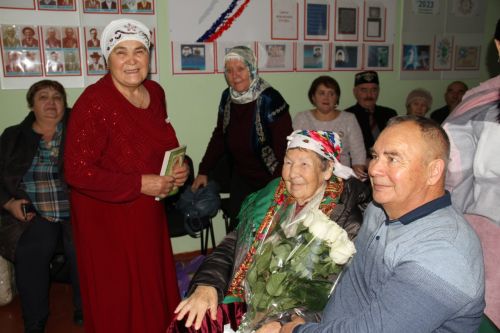 Салисә Гәрәеваның 85 яшьлек юбилеена багышланган әдәби-музыкаль кичә үткәрелде