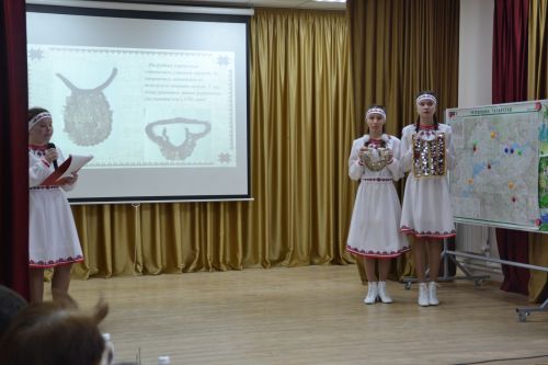 Мгновенья фестиваля народов Татарстана в СОШ №2