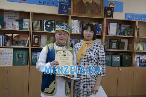 Минзәлә үзәк китапханәсендә Тукай көненә багышланган шигырь укучылар бәйгесе узды