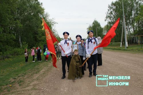 Аю авылындагы митинг “Авыл җирлекләрен комплекслы үстерү” программасы кысаларында  яңартылган паркта үтте