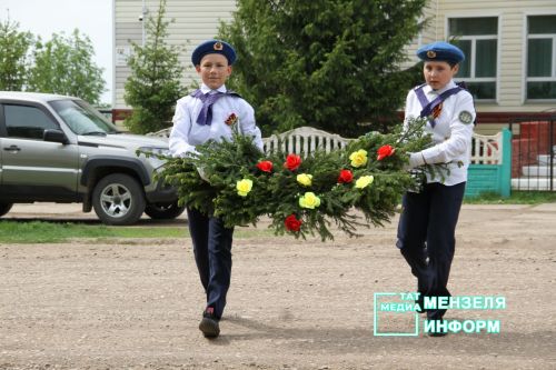 Аю авылындагы митинг “Авыл җирлекләрен комплекслы үстерү” программасы кысаларында  яңартылган паркта үтте