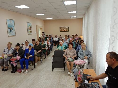 ТР атказанган мәдәният хезмәткәре Лениза Якиеваның иҗат кичәсе