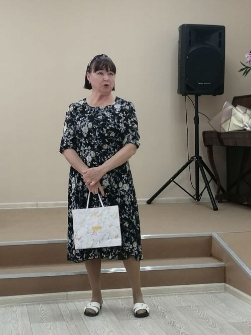 ТР атказанган мәдәният хезмәткәре Лениза Якиеваның иҗат кичәсе
