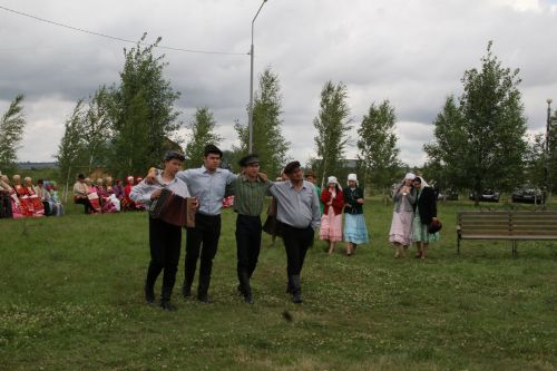 Кадрәктә авылның 350 еллыгына багышлап "Кадрәк дусларын җыя" дигән бәйрәм үткәрелде