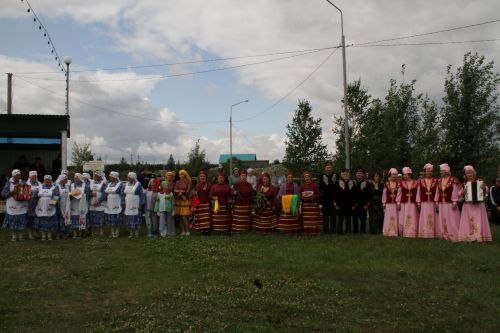 Кадрәктә авылның 350 еллыгына багышлап "Кадрәк дусларын җыя" дигән бәйрәм үткәрелде