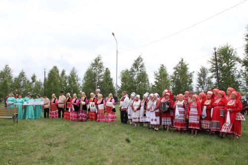 Кадрәктә авылның 350 еллыгына багышлап "Кадрәк дусларын җыя" дигән бәйрәм үткәрелде