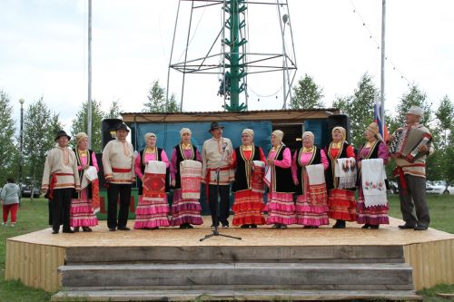 Кадрәктә авылның 350 еллыгына багышлап "Кадрәк дусларын җыя" дигән бәйрәм үткәрелде