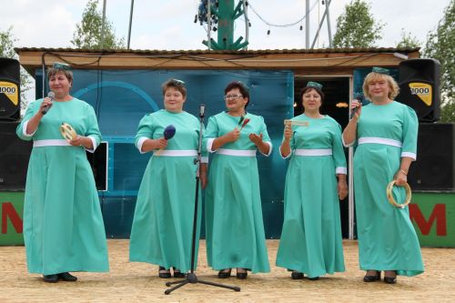 Кадрәктә авылның 350 еллыгына багышлап "Кадрәк дусларын җыя" дигән бәйрәм үткәрелде