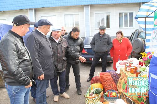 Первая осенняя ярмарка в Мензелинске