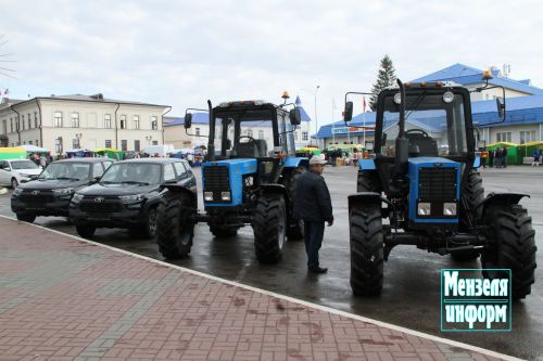 Первая осенняя ярмарка в Мензелинске