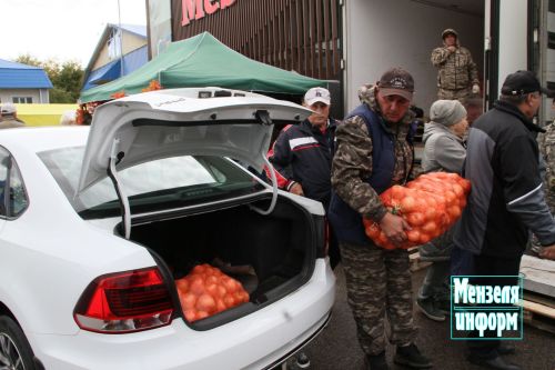 Первая осенняя ярмарка в Мензелинске