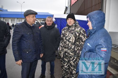 Мгновения праздничной ярмарки в Мензелинске