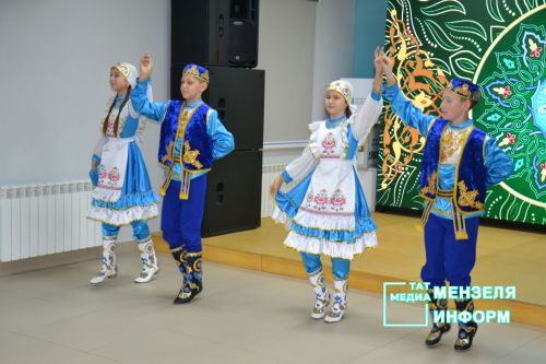 Мензелинских матерей участников СВО поздравили с праздником