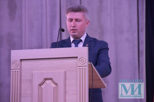 "Служите достойно, ребята! " В Мензелинске прошел Всероссйский День призывника