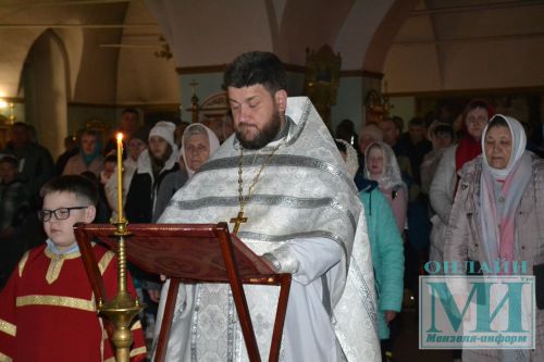 Пасха в 2024 году: «Это главный праздник, он помогает нам иметь светлую надежду на будущее», - говорят прихожане Никольского собора