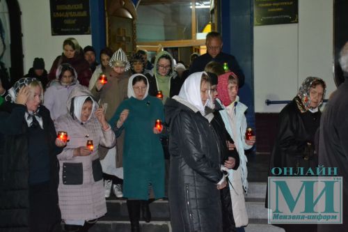 Пасха в 2024 году: «Это главный праздник, он помогает нам иметь светлую надежду на будущее», - говорят прихожане Никольского собора