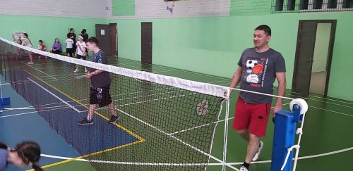 Игорь Ковальчук проводит в Мензелинске турнир по бадминтону