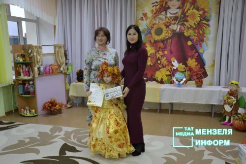В Мензелинске прошел районный конкурс "Сөмбелэ гузэле-2025"