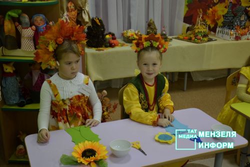 В Мензелинске прошел районный конкурс "Сөмбелэ гузэле-2025"