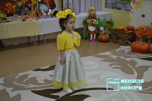 В Мензелинске прошел районный конкурс "Сөмбелэ гузэле-2025"