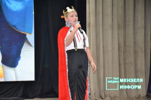 В Мензелинске прошел конкурс агитбригад «Дружная семья ЮИД на страже ПДД стоит»