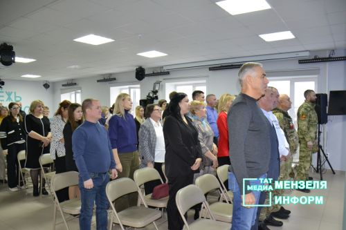 День добровольца в Мензелинске: Благодарность тем, кто помогает фронту