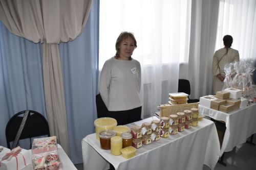 Фотографии с выставки перед заседанием Совета Мензелинского района