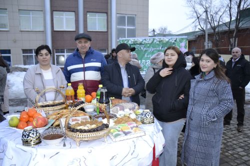Праздник в честь дня весеннего равноденствия Навруз собрал в Мензелинске взрослых и детей