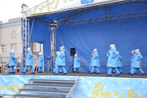 Праздник в честь дня весеннего равноденствия Навруз собрал в Мензелинске взрослых и детей